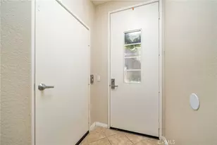 704 W 1st St, Claremont, CA 91711 - Photo 8