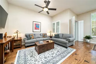 704 W 1st St, Claremont, CA 91711 - Photo 12