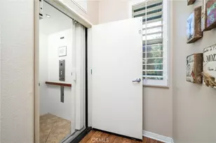 704 W 1st St, Claremont, CA 91711 - Photo 4