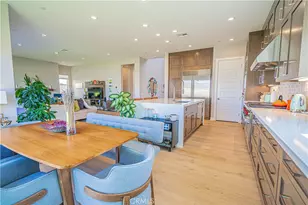 27871 Screenplay Pl, Valencia, CA 91381 - Photo 24