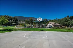 2560 Galicia, La Verne, CA 91750 - Photo 66