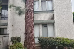 8601 International, Canoga Park, CA 91304 - Photo 4