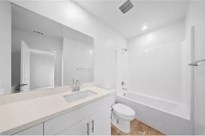 731 E Route 66, Glendora, CA 91740 - Photo 26