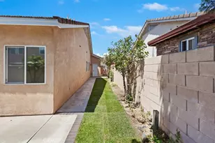 15355 Darlene, Fontana, CA 92336 - Photo 34