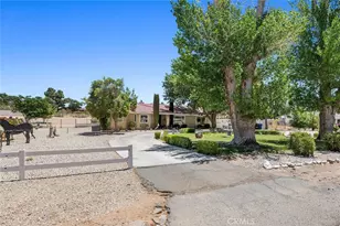 15093 Mandan, Apple Valley, CA 92307 - Photo 2