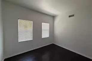 3102 San Luis Dr, Lancaster, CA 93535 - Photo 10
