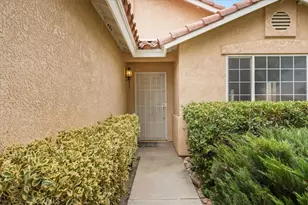17573 Hudson Dr, Victorville, CA 92395 - Photo 6