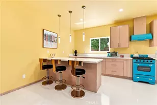 17660 Martha St, Los Angeles, CA 91316 - Photo 34