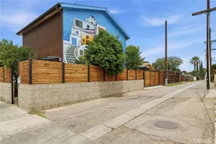 17660 Martha St, Los Angeles, CA 91316 - Photo 46
