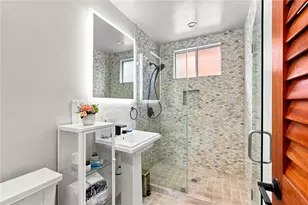 17660 Martha St, Los Angeles, CA 91316 - Photo 8