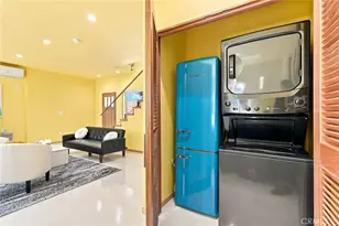 17660 Martha St, Los Angeles, CA 91316 - Photo 34