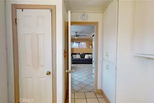 1715 E 65th St, Los Angeles, CA 90001 - Photo 18