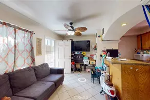 1715 E 65th St, Los Angeles, CA 90001 - Photo 46