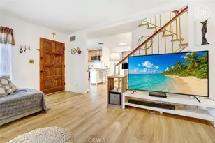 7301 Lennox Ave, Van Nuys, CA 91405 - Photo 1