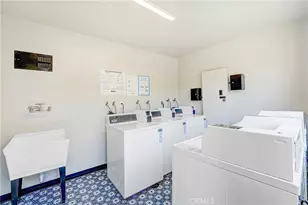 7301 Lennox Ave, Van Nuys, CA 91405 - Photo 18
