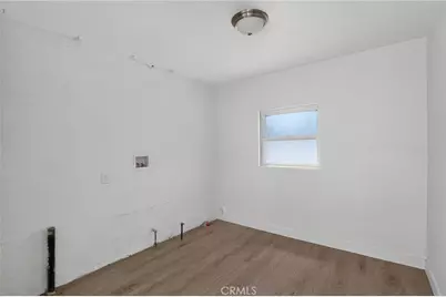 2741 Gale Avenue, Long Beach, CA 90810 - Photo 22