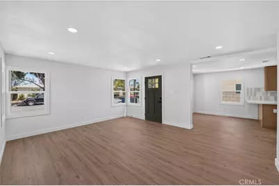 2741 Gale Avenue, Long Beach, CA 90810 - Photo 8