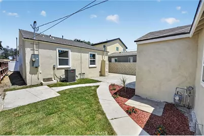 2741 Gale Avenue, Long Beach, CA 90810 - Photo 4