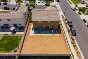 29554 Bisbee Ct, Winchester, CA 92596 - Photo 38