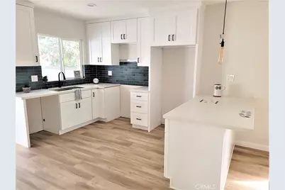 7040 3rd, Los Angeles, CA 90043 - Photo 12