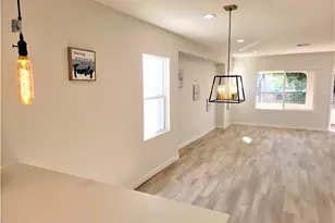 7040 3rd, Los Angeles, CA 90043 - Photo 10