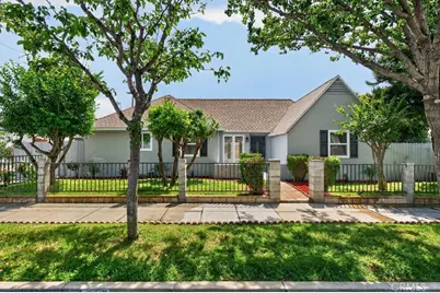 416 N Monterey, Ontario, CA 91764 - Photo 2