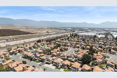 6559 Pacifica, Fontana, CA 92336 - Photo 58