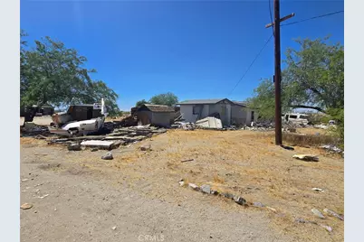 33235 Largo Vista, Llano, CA 93544 - Photo 2