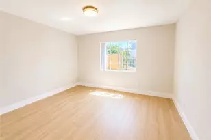 548 N Reservoir, Pomona, CA 91767 - Photo 8