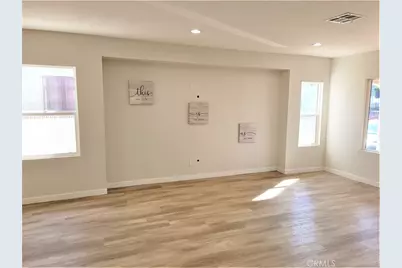 7040 3rd, Los Angeles, CA 90043 - Photo 2