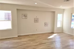 7040 3rd, Los Angeles, CA 90043 - Photo 2
