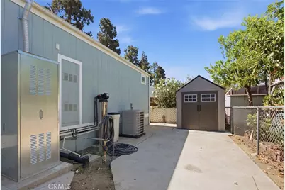 8787 Locust Avenue #99, Fontana, CA 92335 - Photo 18