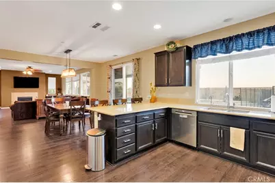 2343 W Redwood Street, San Bernardino, CA 92407 - Photo 16