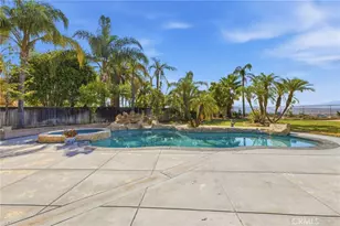 1184 Tesoro, Corona, CA 92879 - Photo 4