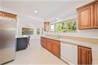 325 W Ramona, Alhambra, CA 91803 - Photo 16