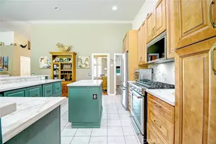 13634 Oak Mesa Dr, Yucaipa, CA 92399 - Photo 10
