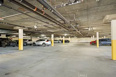 6800 Corbin Avenue #106, Reseda, CA 91335 - Photo 6