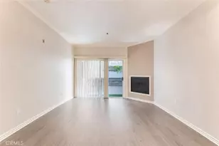 300 N El Molino Ave, Pasadena, CA 91101 - Photo 2