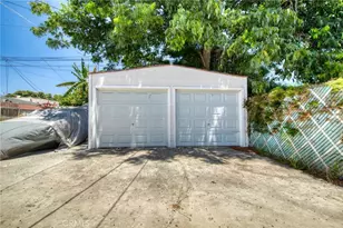 1423 W 65th, Los Angeles, CA 90047 - Photo 28