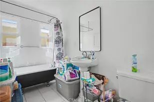 1423 W 65th, Los Angeles, CA 90047 - Photo 22