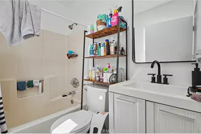 1423 W 65th, Los Angeles, CA 90047 - Photo 12