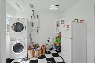 1423 W 65th, Los Angeles, CA 90047 - Photo 16