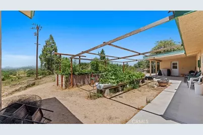 9948 Oasis, Pinon Hills, CA 92372 - Photo 20