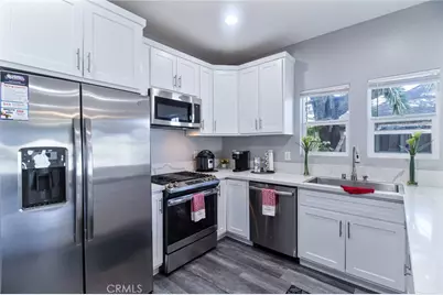 66 W Peoria St, Pasadena, CA 91103 - Photo 6