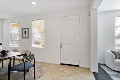 661 Lavender, Azusa, CA 91702 - Photo 2