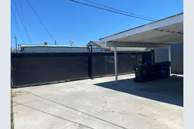 235 W 91st Street, Los Angeles, CA 90003 - Photo 24