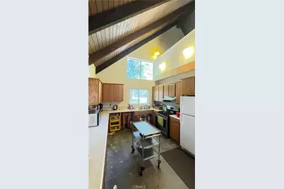 23245 Crest Forest, Crestline, CA 92325 - Photo 8