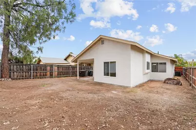 13881 Elmwood Ct, Moreno Valley, CA 92553 - Photo 8