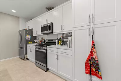 145 Camden Court, Perris, CA 92571 - Photo 8