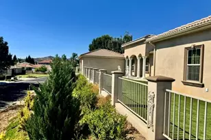 37510 Oak Mesa, Yucaipa, CA 92399 - Photo 6